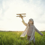 Хүүхдийн мөрөөдөл үлгэрээр амилдаг