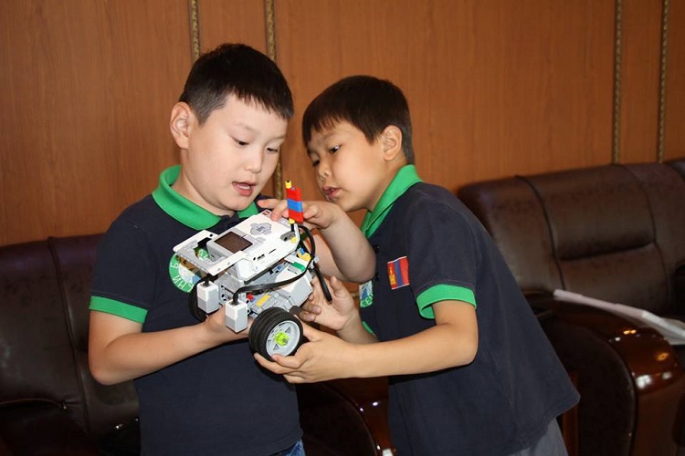 olon-ulsiin-robotiin-temtseen