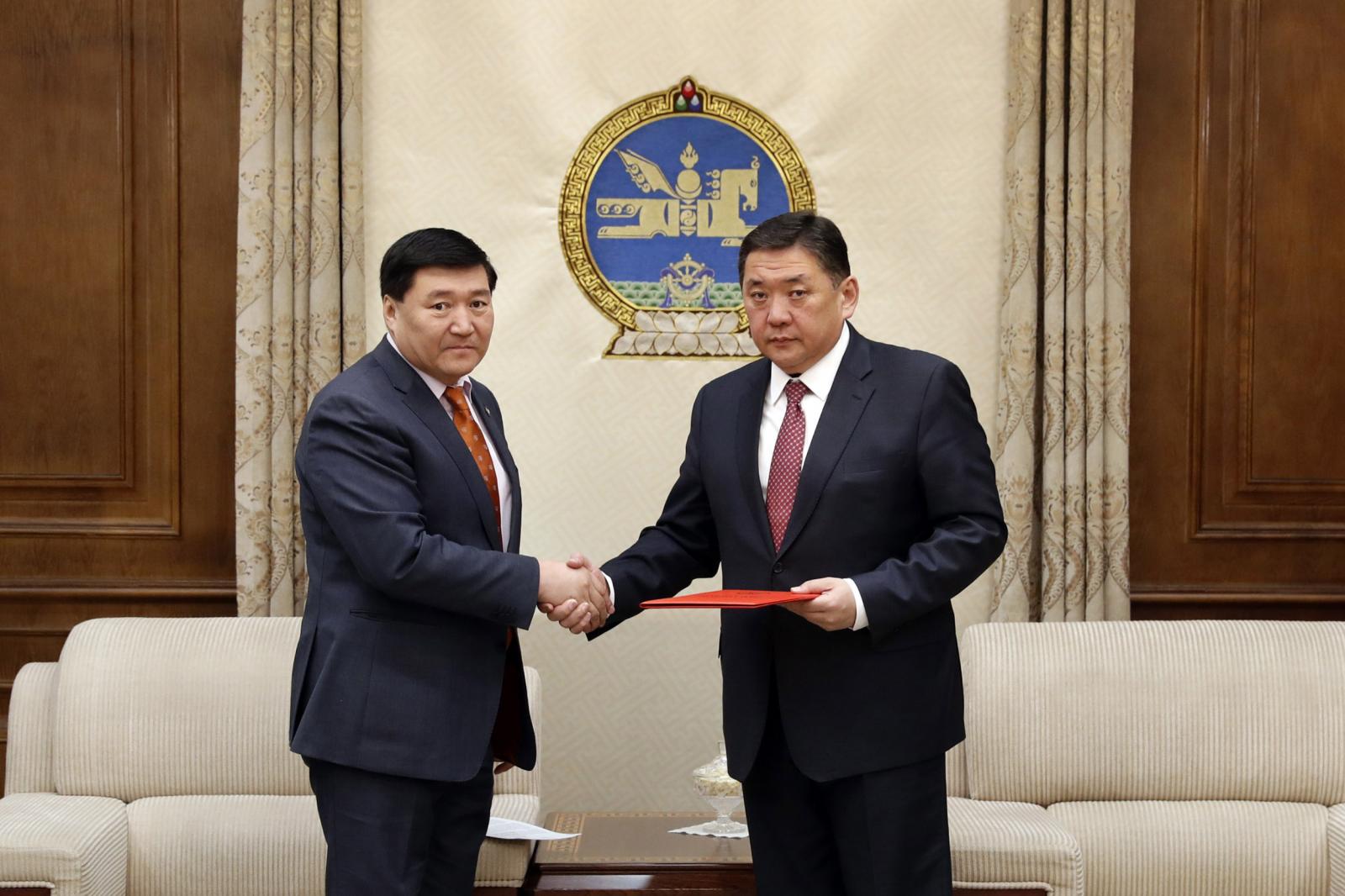 hogjliin-berhsheeltei-hunii-hogjliin-gazar-2018