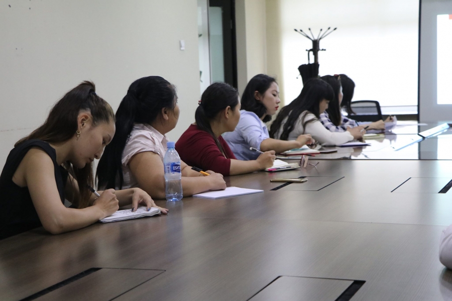 hort-zurshlaas-sergiileh-bagsh-nar