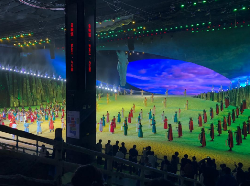 mongoloos-suraltsagch-pyutnuud