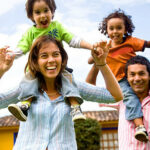 Happy-healthy-family-pic-