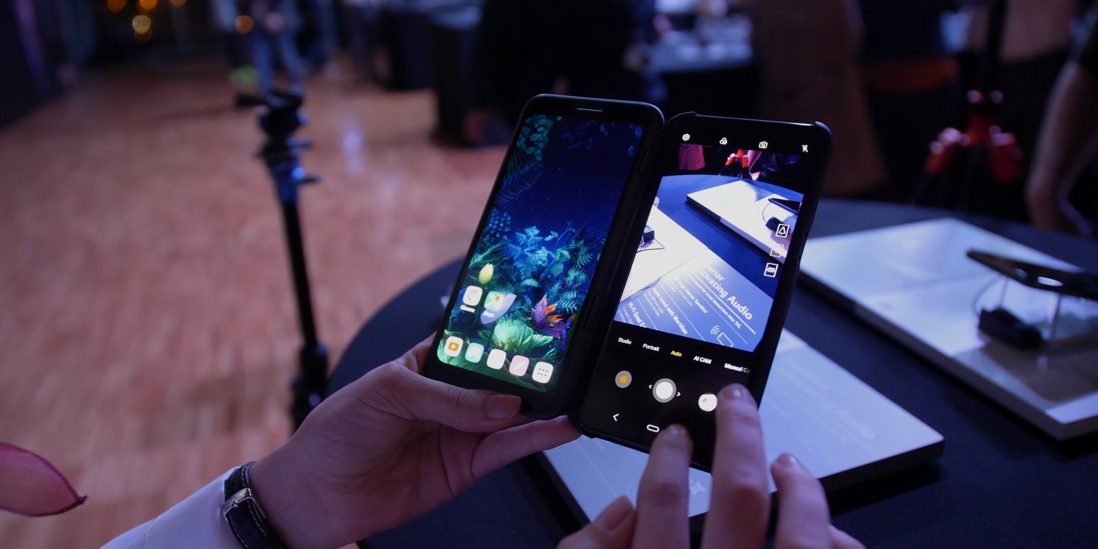 LG-V50-ThinQ-hands-on