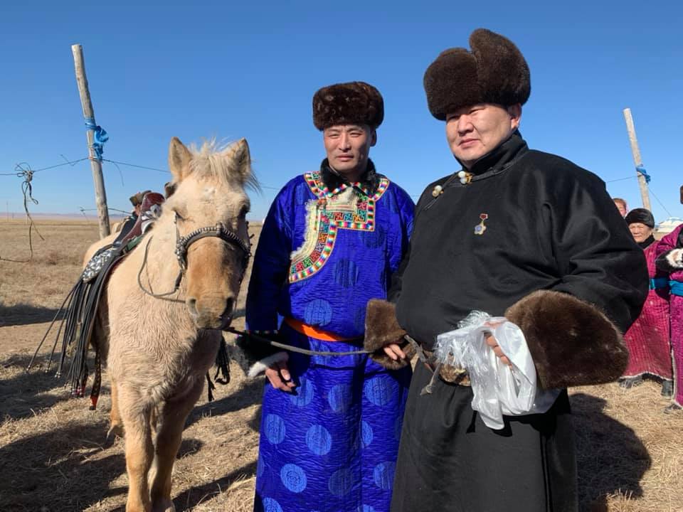 dawgadorj-uwur mongold