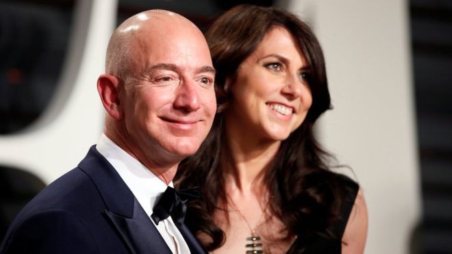 _105119757_jeffandmackenziebezos
