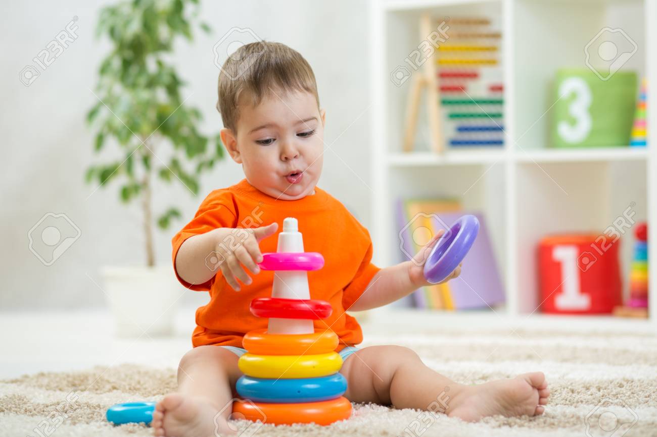 huuhed-tseejleh-chadwar-zowlomj