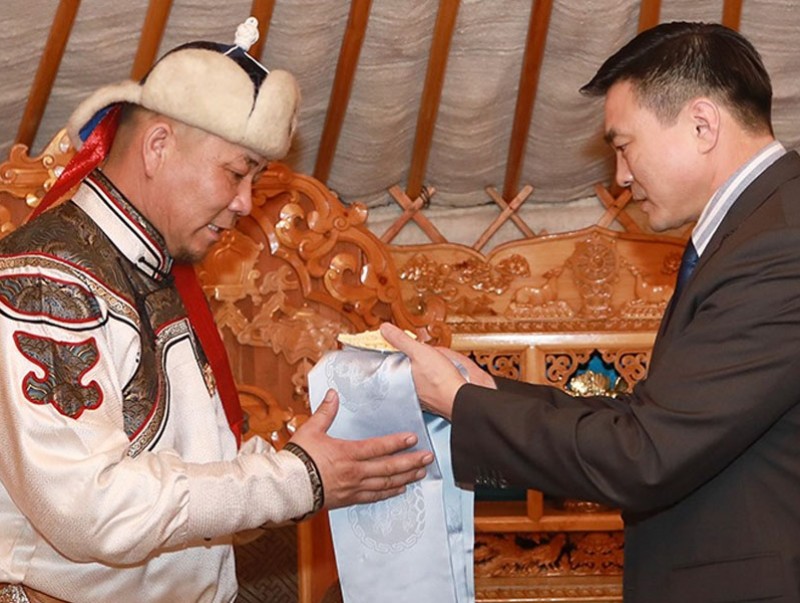 tuulich-baldandorj-amarsaikhan