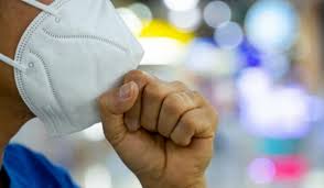 amnii-haalt-coronavirus