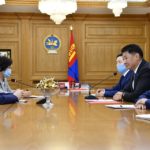 gadaadad-baigaa-irgeded-uzuuleh-tuslamj